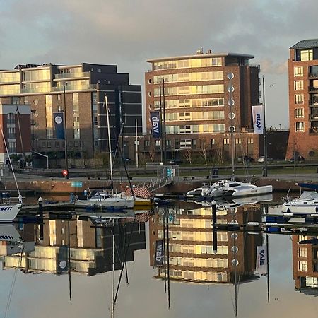 Port Marina "Schlagseite" Lägenhet Bremerhaven Exteriör bild